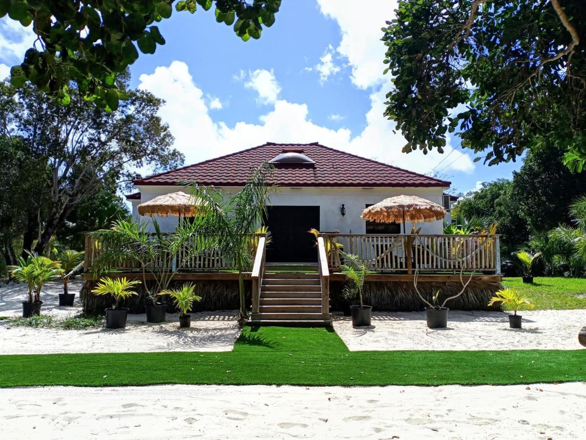 The Pilot House Hotel Rock Sound Exterior foto
