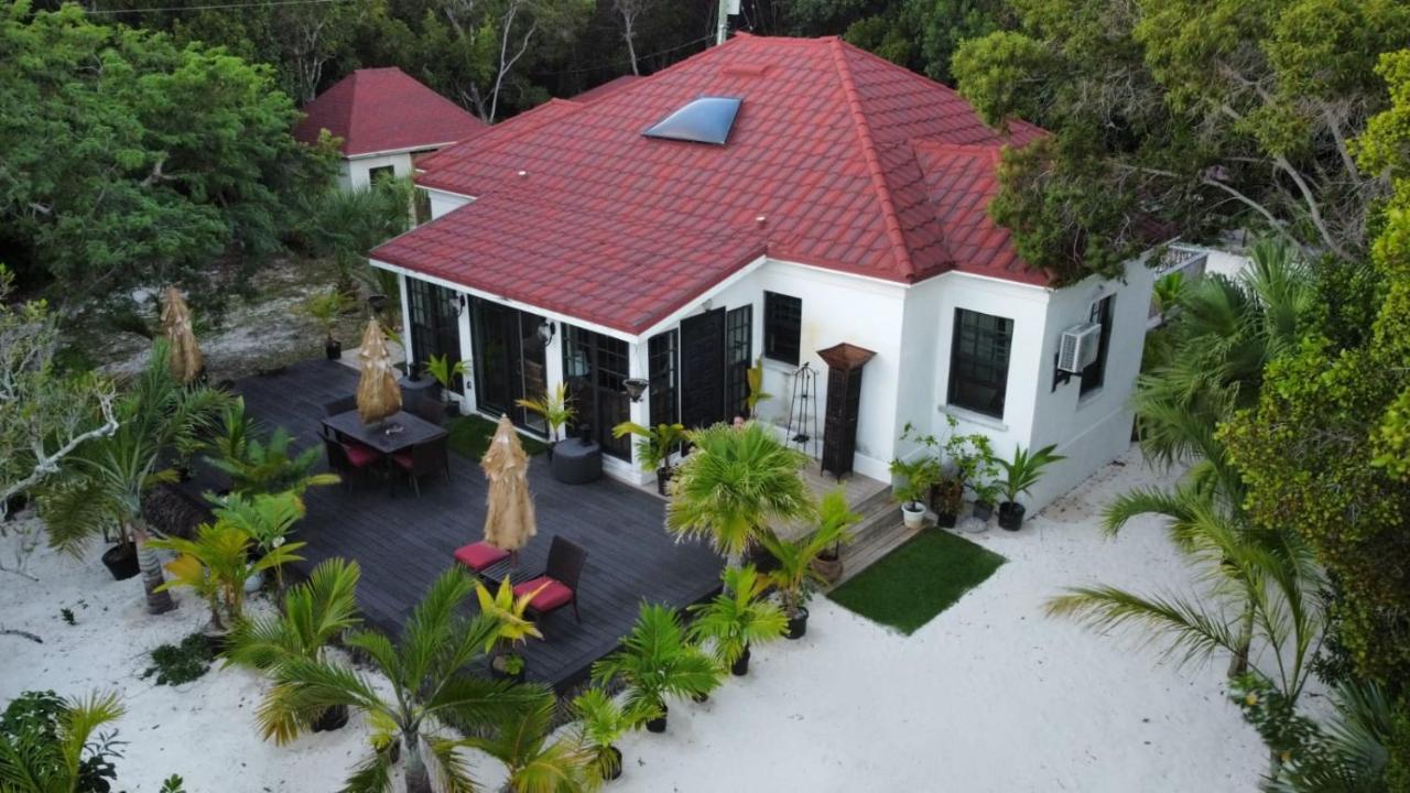 The Pilot House Hotel Rock Sound Exterior foto